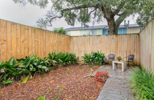Old Village House | Luxury Remodeled Townhouse in Mt. Pleasant, Charleston suburb