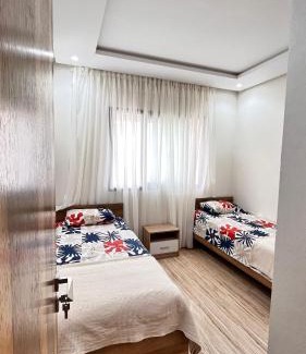 Luxus Apartment | Luxury residence with pools and games