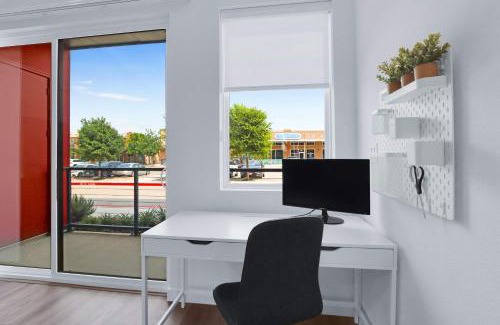 New Braunfels House | Luxury Resort-Style Living - Centrally Located