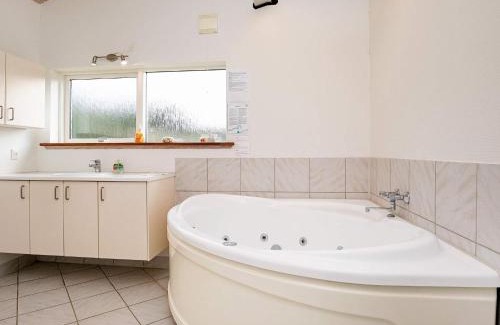 Grønhøj House | Luxury Retreat in Gronhoj-By Traum
