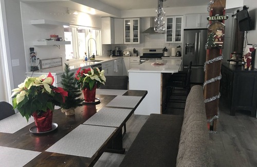 Ellicottville Ski Chalet | Luxury Retreat in the woods close to everything w steam room and sauna