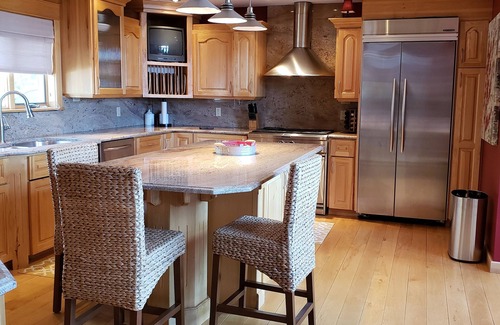 Port Franks Cottage | Luxury Riverside Cottage - Come and enjoy our Shack on the River!