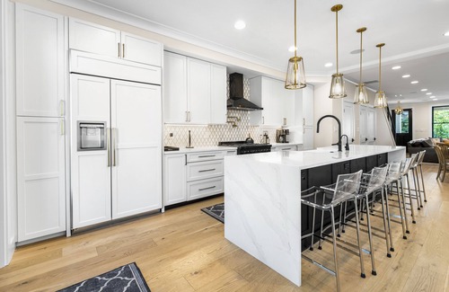 16th Street Heights House | Luxury rowhouse w/parking - centrally located