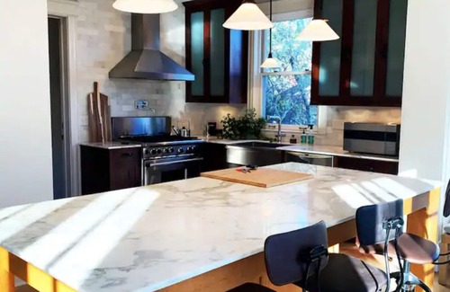 Lowry Hill House | Luxury Short Term European Inspired Rental Flat 1