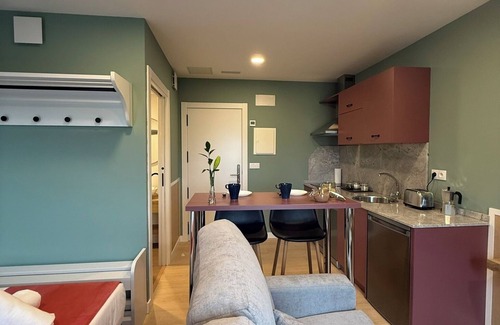 O Milladoiro Hotel | Luxury Singular Pensión Estudios Blue