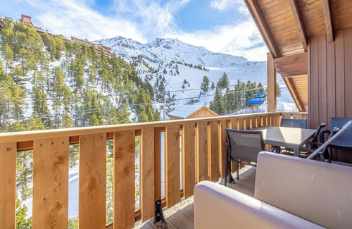 Arc-1950 Apartment | Luxury ski-in, ski-out apartment in Les Arcs 1950, with 4 bedrooms sleeping 10