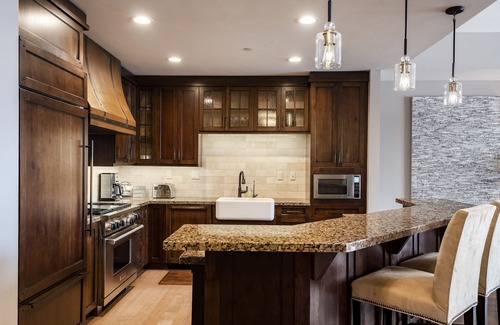 Empire Pass Condo | Luxury Ski-In, Ski-Out Arrowleaf Penthouse With Panoramic Views