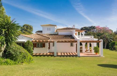 Sotogrande Villa | LUXURY Sotogrande Valderrama hoyo 17 Amazing Villa