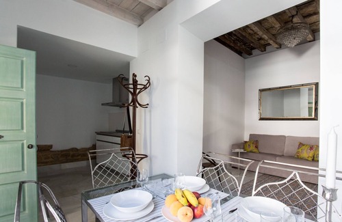 La Catedral Apartment | LUXURY SPACIOUS DUPLEX WITH TERRACE AND SHAED POOL NEXT TO THE MOSQUE