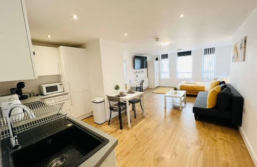 Luton Apartment | Luxury Studio apartment in Luton Centre