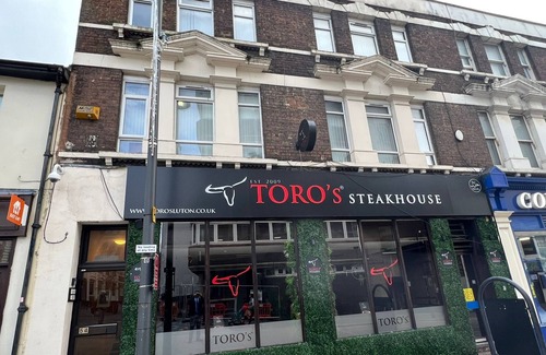 Luton Apartment | Luxury Studio apartment in Luton Centre