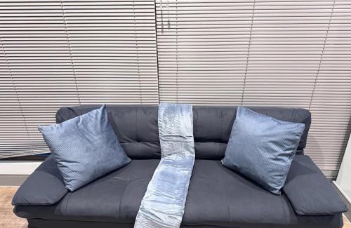 Maidstone Apartment | Luxury Studio Suite Town Centre Short Stay