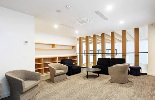 Richmond North Apartment | Luxury Suits 3 Bedroom Apartment