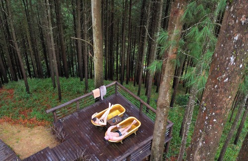 Anitapolis Cabin | Luxury tent with 3 bathtubs, breakfast and large garden