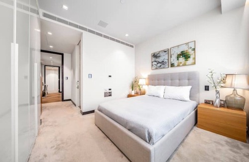 Riverside Apartment | Luxury Tower Bridge 2 Bed Apartment