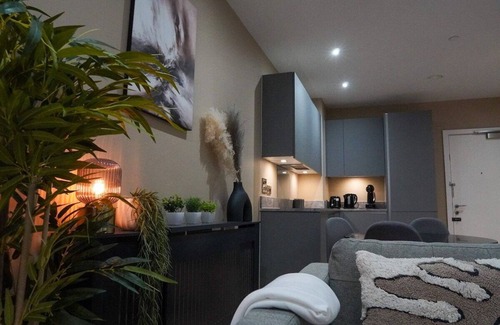 Manchester City Centre House | Luxury Townhouse In Central Manchester