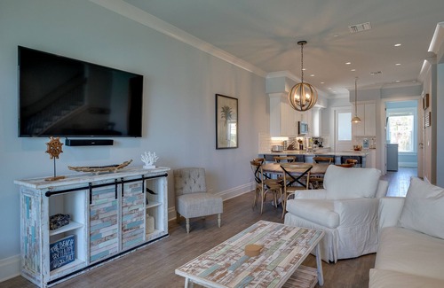 Clearwater Beach House | Luxury Townhome steps to the beachnSuper Host- 5 star Reviewed for 7 years now!