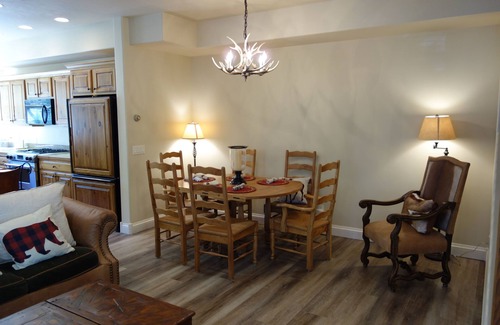 Ketchum Condo | Luxury townhouse with Baldy Views, walk to town/River Run Lodge