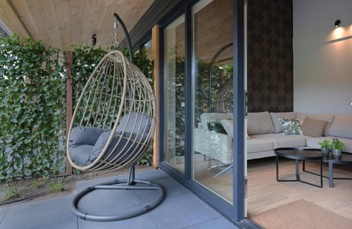 Municipality of Ede House | Luxury Vide home in a particularly unique location!