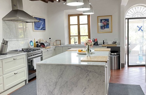 Villabuona Villa | Luxury Villa Baloccaia ,Heated Pool Lucca Italy n8 bedrooms all AC, 9 bathrooms