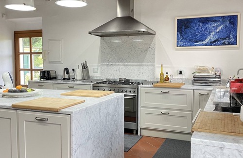 Villabuona Villa | Luxury Villa Baloccaia ,Heated Pool Lucca Italy n8 bedrooms all AC, 9 bathrooms