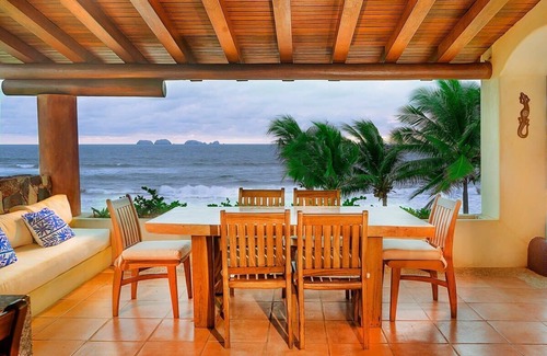 Ixtapa - Zihuatanejo House | Luxury Villa con Alberca Privada en Las Palmas