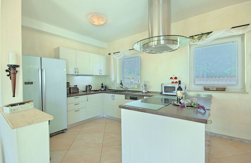 Kastelir Villa | Luxury villa for up to 10 people 245sqm