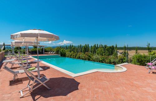 Palaia Villa | Luxury Villa in Tuscany with Pool near Pisa and Florence - Ten Bedrooms 20 pl