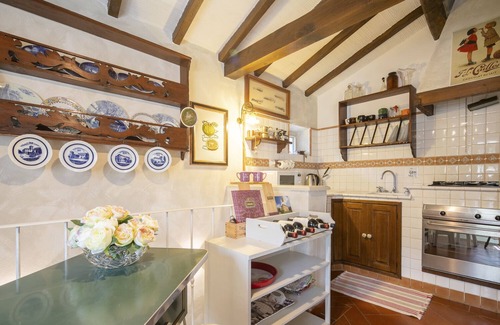Rignano sull'Arno Villa | Luxury Villa with large pool close to Florence