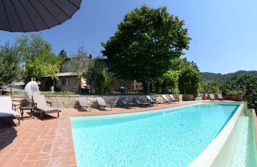 Paciano Villa | Luxury villa with pool, wifi, AC, incredible views Fontanaro Property