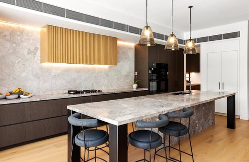Clifton Gardens House | Luxury Villas Clifton Modern Luxe (Heated Pool)