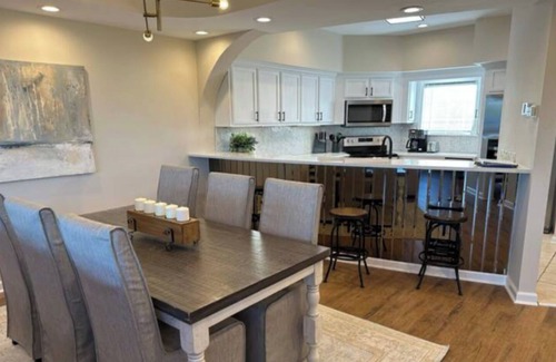 Counce Villa | Luxury waterfront Villa on Pickwick Lake w/sensational views, boat slip, pool!