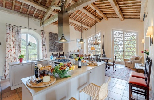 Lucca Villa | Luxury Wine Estate Villa Framed Among Lucca' Hills