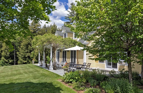 West Hartford House | Luxury Winter Countryside Escape - pool, pond, and more!