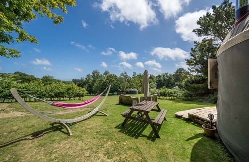 Sandown Cottage | Luxury Yurts on The Garlic Farm sleeping 2 - 6