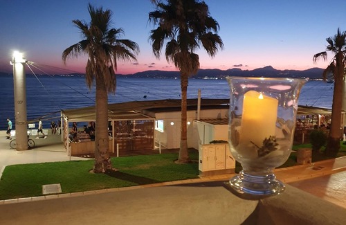El Arenal House | Luxus Ferienhaus Direkt an der Strandpromenade
