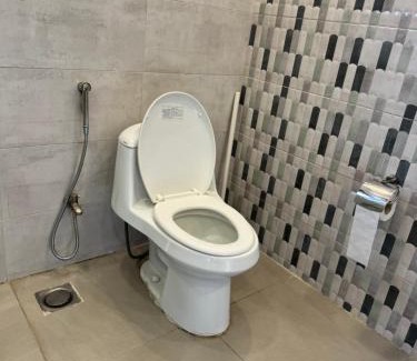 Saddar Hotel | Luxus Guest Rooms