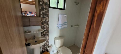 Cocorna House | Luz de Luna - Hermosa Finca Familiar con Vista Panorámica y de Aves