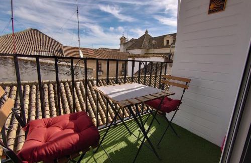 San Vicente Apartment | Luz de Sevilla Free parking