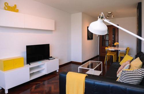 O Perpetuo Socorro Apartment | Luz y descanso con parking by CABANA Rentals