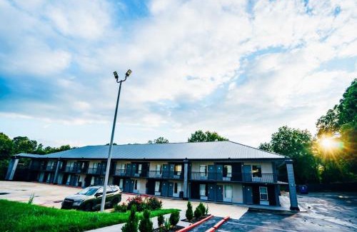 Manchester Hotel | Lx Hotel, Powered by ACW Circle