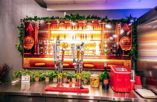 Manchester Hotel | Lx Hotel, Powered by ACW Circle
