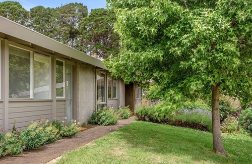 Shoreham House | Lyncroft Cottage a Rural Retreat