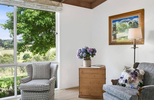 Shoreham House | Lyncroft Cottage a Rural Retreat