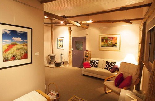 Ellalong Cabin | Lyrebird Studio Secluded Retreat in the Watagans. 20 min drive to Cessnock