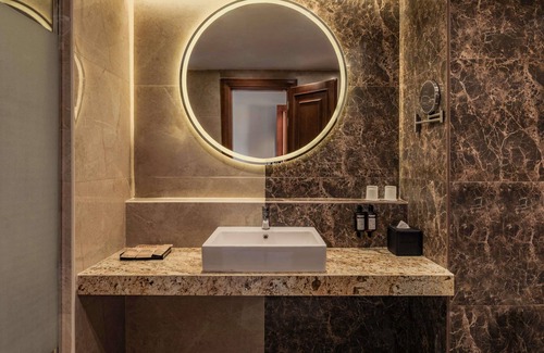 6th of October City Hotel | Mövenpick Hotel Cairo - Media City