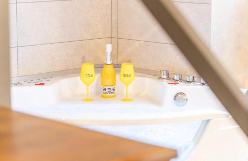 Monterotondo Apartment | M r Loft apartment esclusivo con vasca idromassaggio