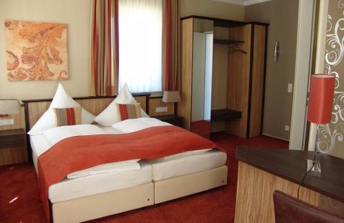 Riol Hotel | M13 Hotel
