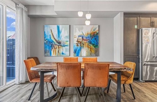 Canmore House | M3-PrvtHotTub/Luxe/EV/MtView/5BR/4.5BT/Sleep12/Group