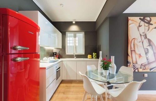 Ano Patisia Apartment | Ma Maison N°2 Luxury Suite/Parking/Big balcony/15' to Acropolis by metro/300Mbps